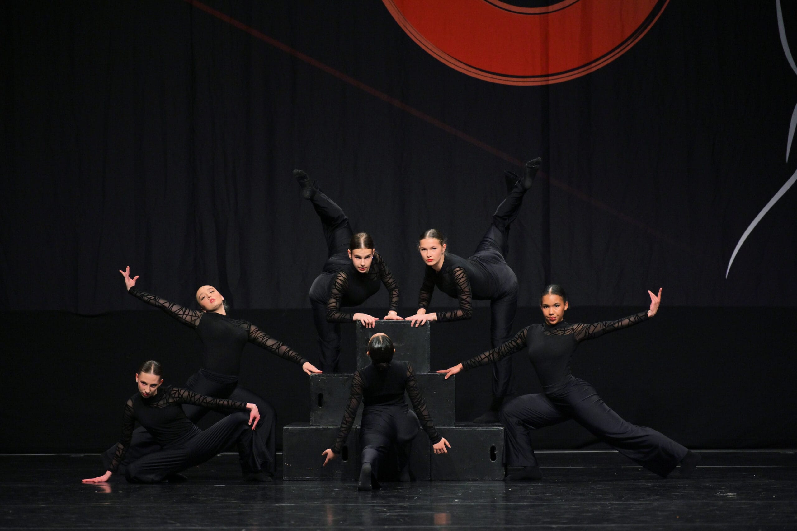 PerformingCenterAustria Bittersweet AO25